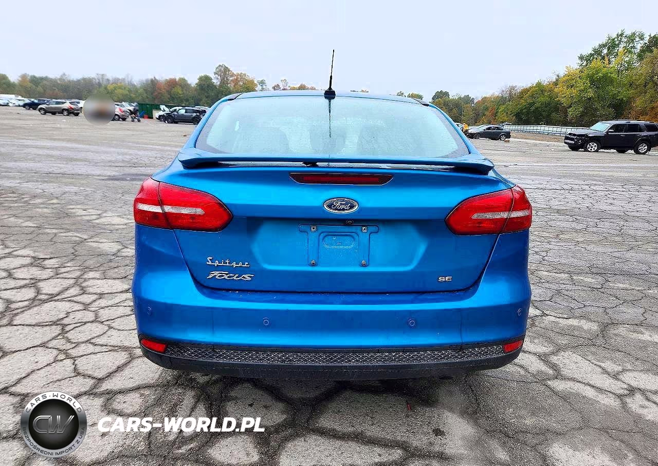 2015 Ford Focus Se VIN:1FADP3F23FL346662 - 6