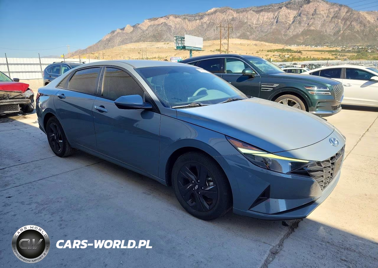 2021 Hyundai Elantra Sel VIN:KMHLM4AG8MU177975 - 4