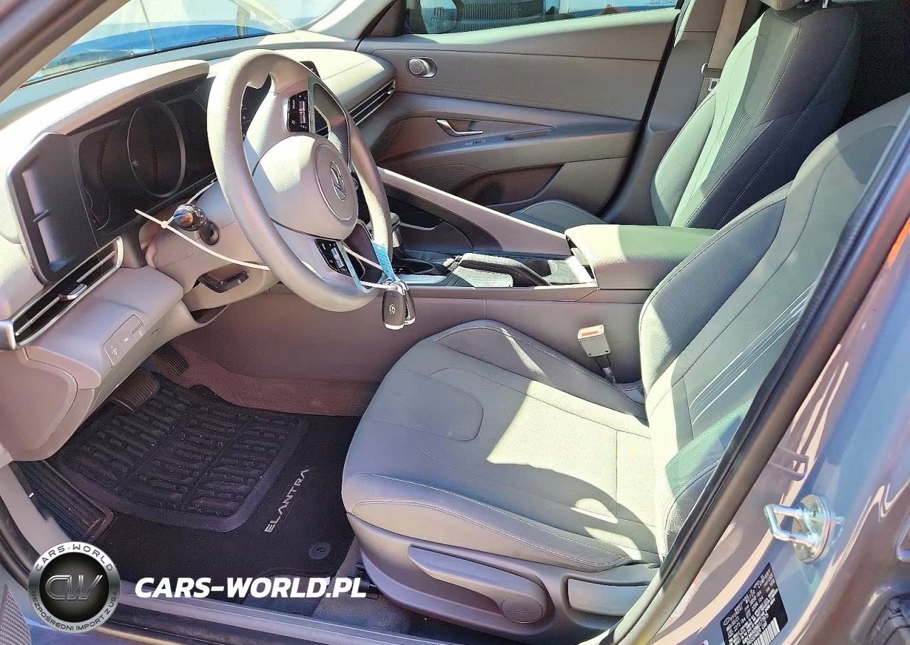 2021 Hyundai Elantra Sel VIN:KMHLM4AG8MU177975 - 7