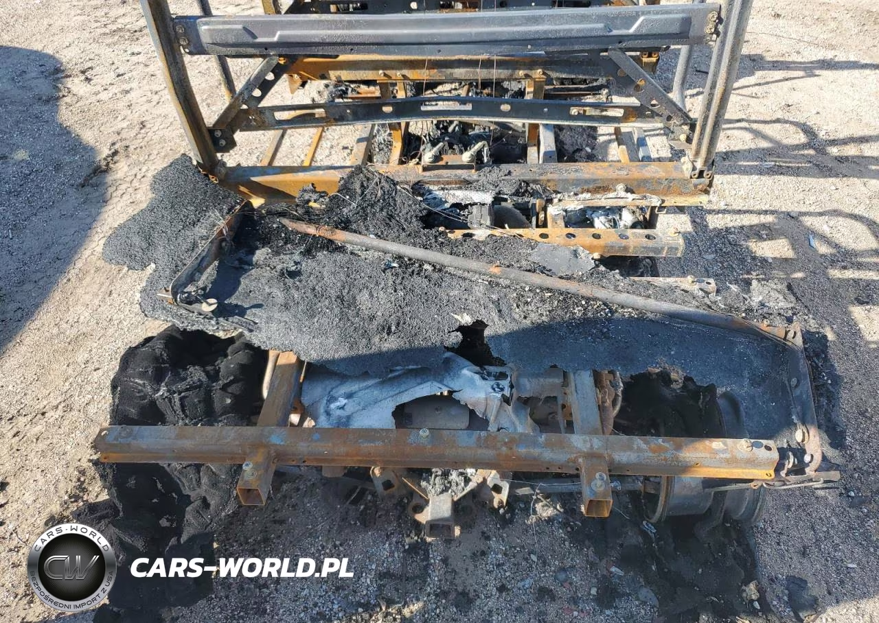 2019 Polaris Ranger Crew 570-4 VIN:3NSRNA577KE394237 - 11