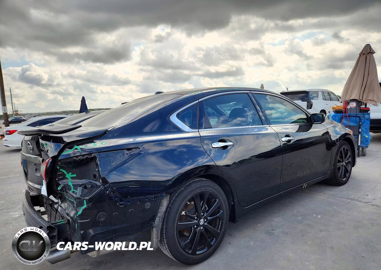 2018 Nissan Altima 2.5 Sr VIN:1N4AL3AP6JC266976 - 3