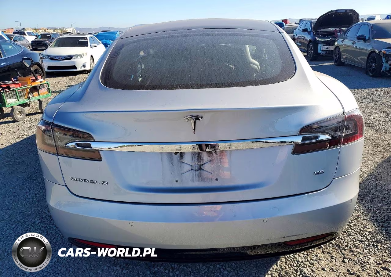 2016 Tesla Model S VIN:5YJSA1E19GF174383 - 6