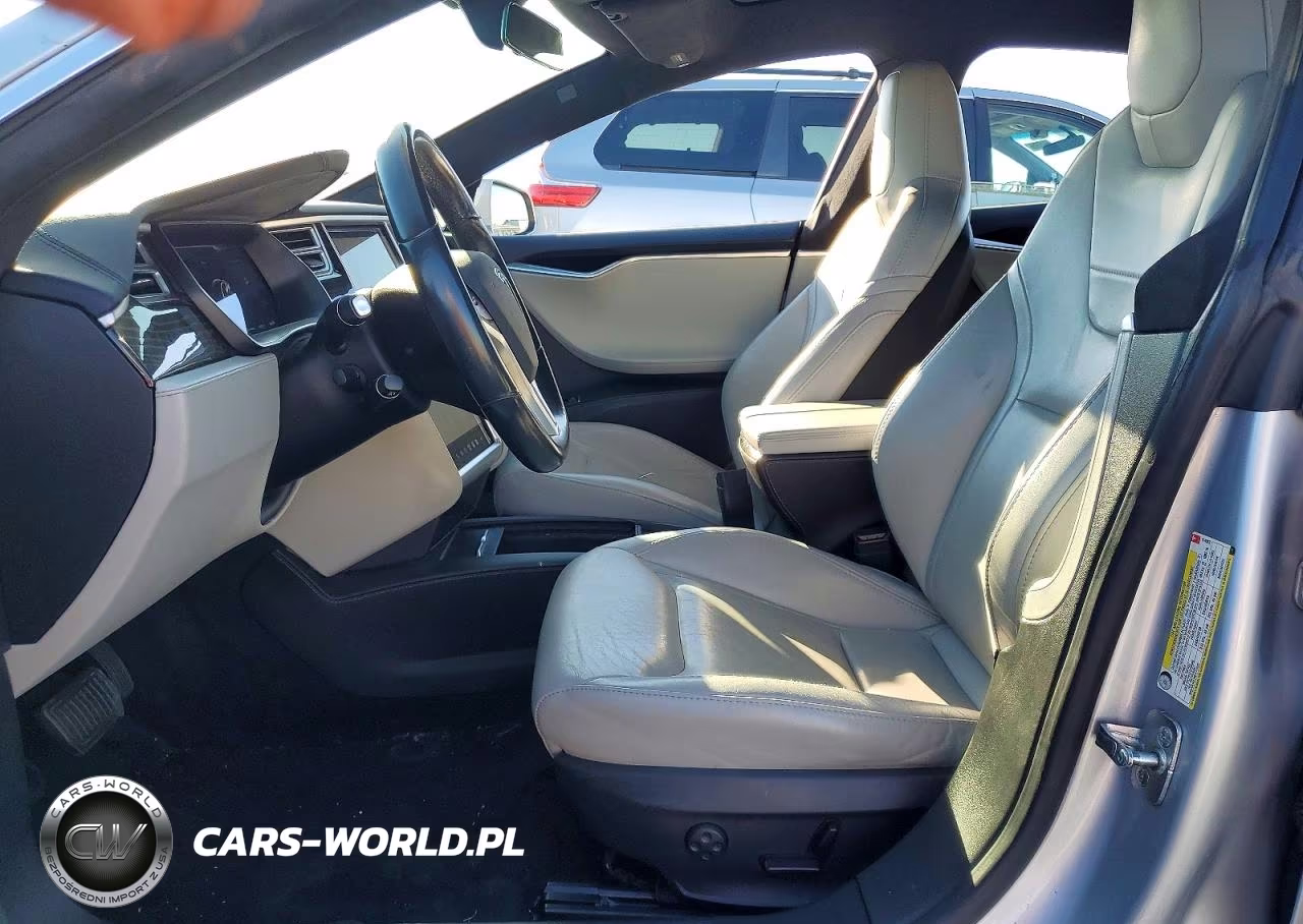 2016 Tesla Model S VIN:5YJSA1E19GF174383 - 7