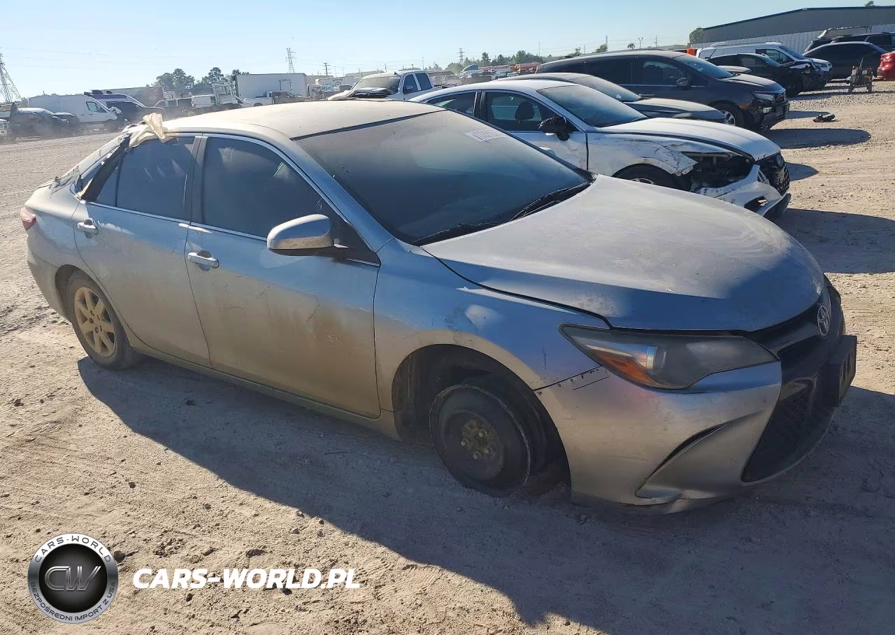 2016 Toyota Camry Se VIN:4T1BF1FK8GU558831 - 4