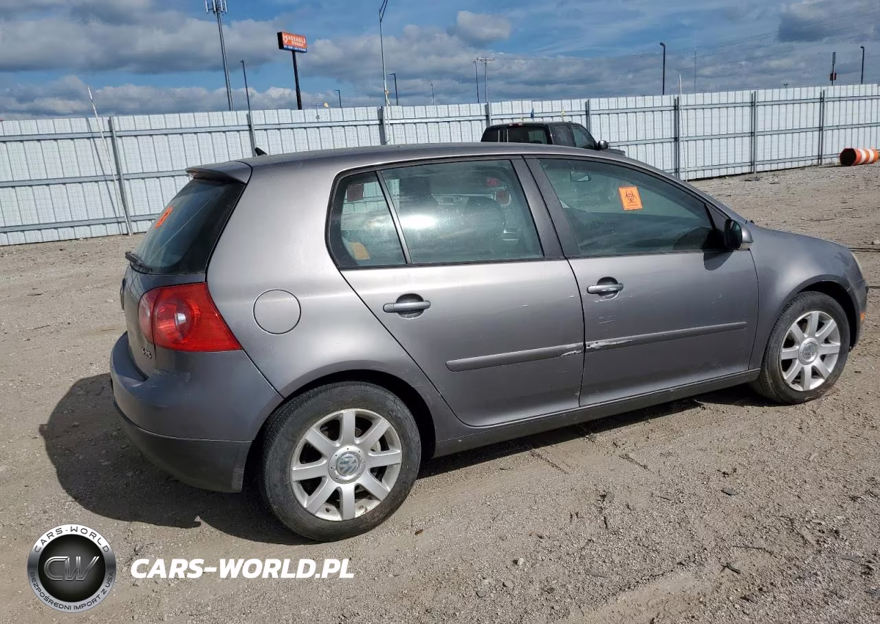 2007 Volkswagen Rabbit VIN:WVWDR71K57W173942 - 3