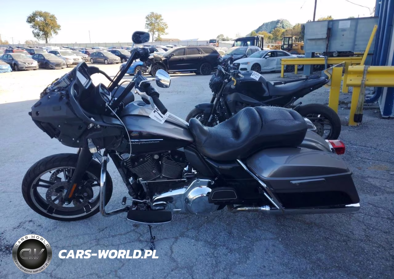 2016 Harley-Davidson Fltru VIN:1HD1KGL15GB613031 - 3