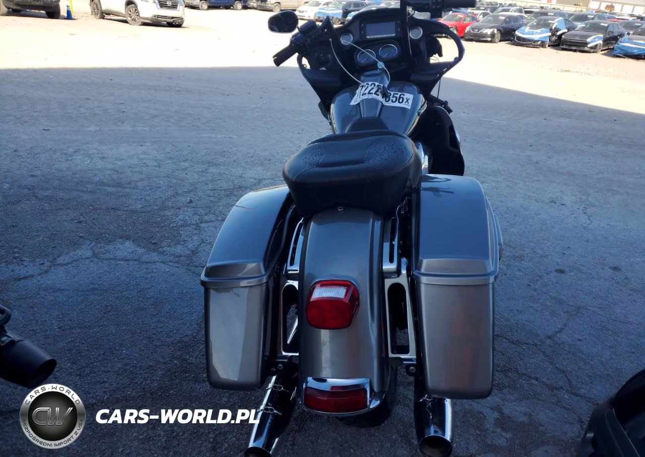 2016 Harley-Davidson Fltru VIN:1HD1KGL15GB613031 - 4