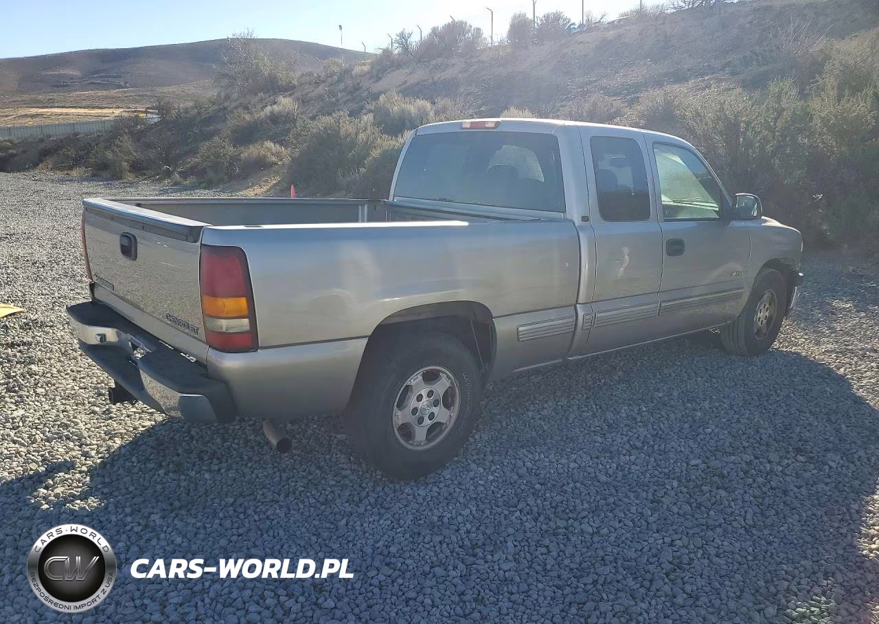 2000 Chevrolet Silverado C1500 VIN:1GCEC19T2YZ238715 - 3