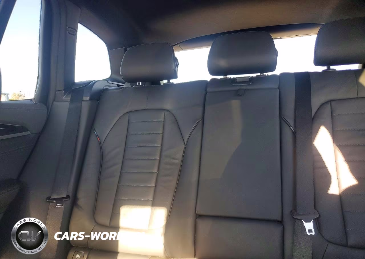 2019 BMW X3 xDrivem40I VIN:5UXTS3C52KLR73350 - 10