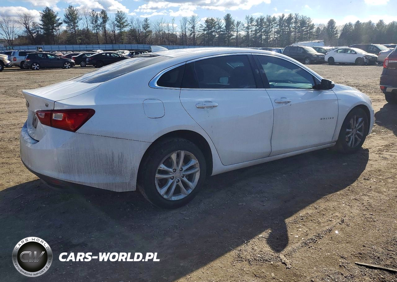 2018 Chevrolet Malibu Lt VIN:1G1ZD5ST9JF137025 - 3