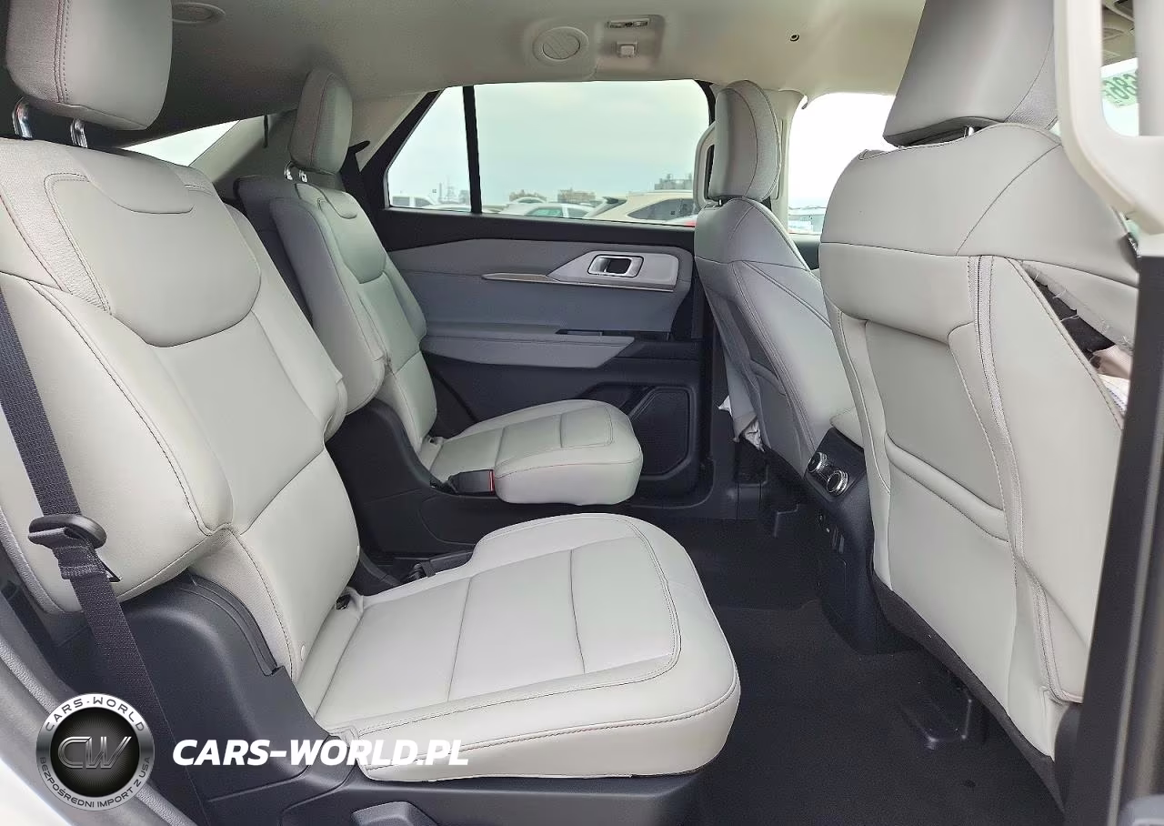 2025 Ford Explorer Active VIN:1FMUK7DH2SGC63360 - 11