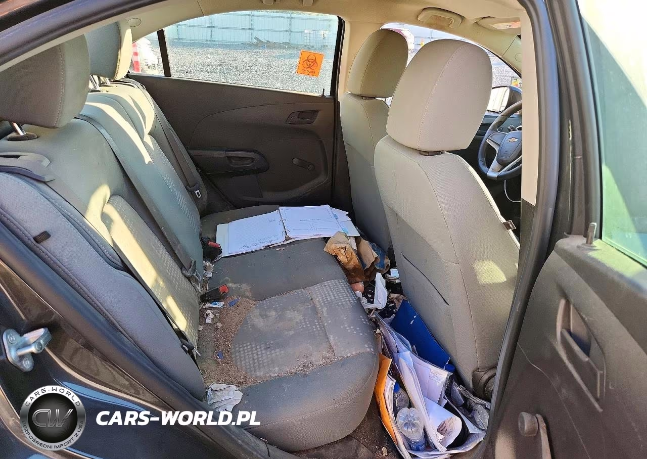 2019 Chevrolet Sonic Ls VIN:1G1JB5SBXK4128275 - 10