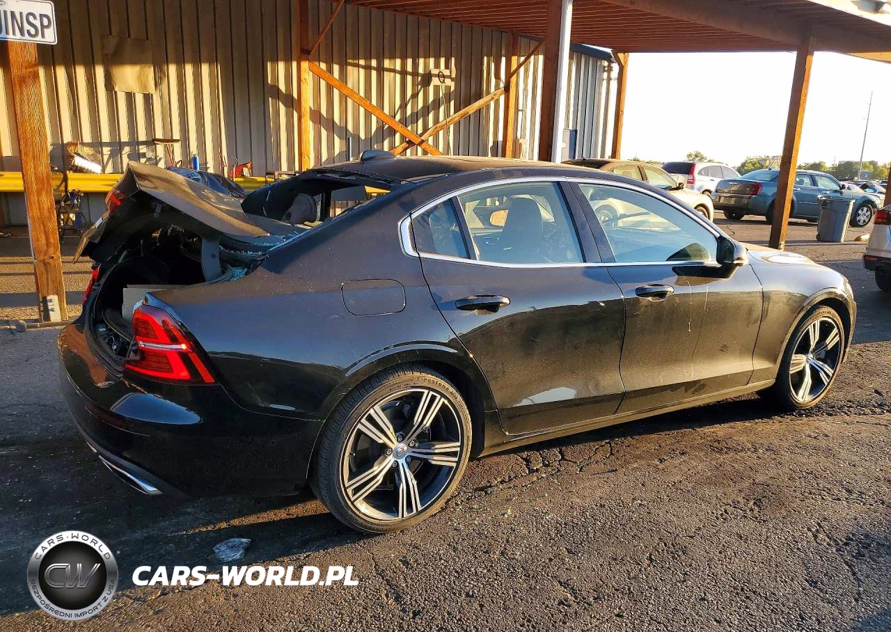 2022 Volvo S60 T8 Recharge Inscription VIN:7JRBR0FL2NG174264 - 3