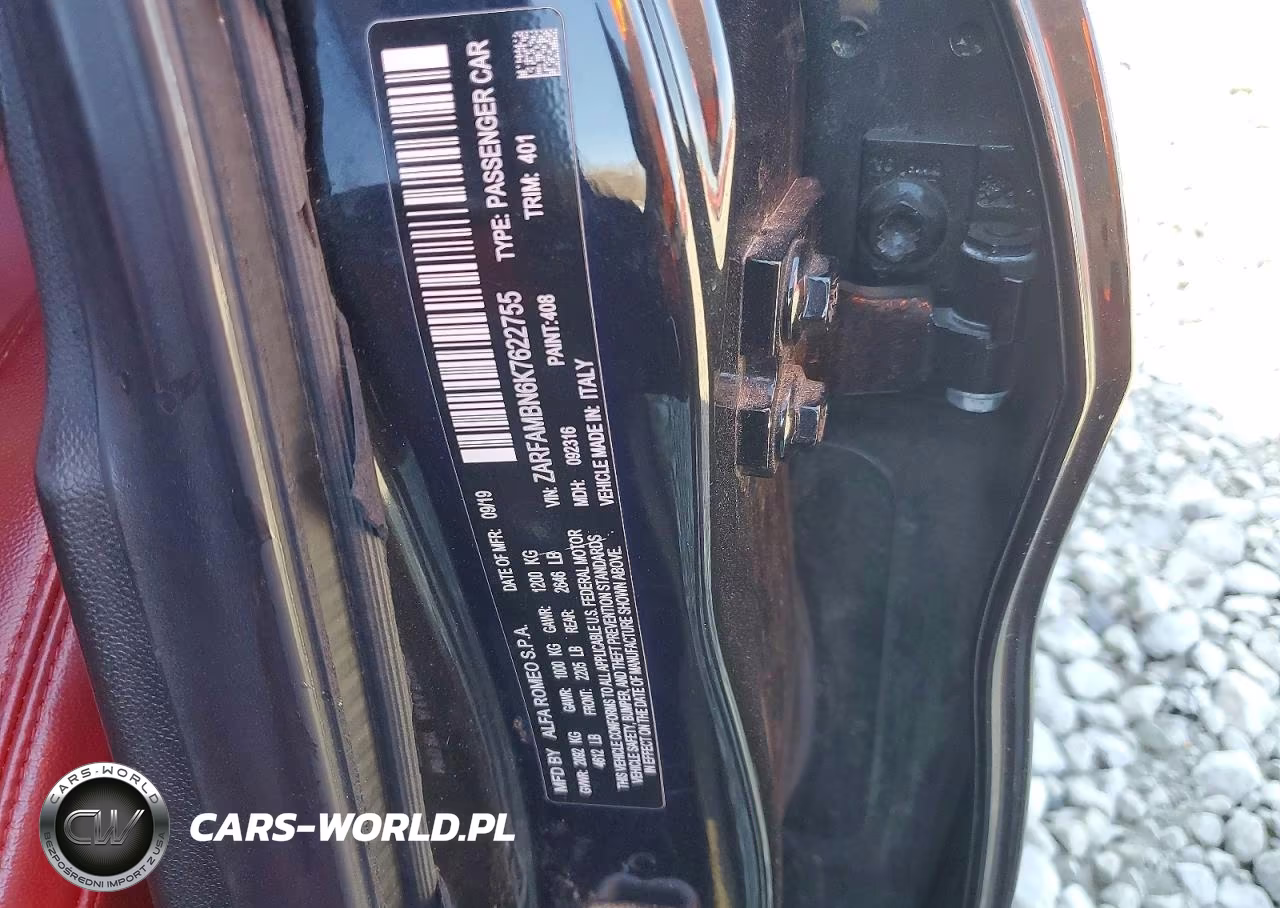 2019 Alfa Romeo Giulia Ti VIN:ZARFAMBN6K7622755 - 12