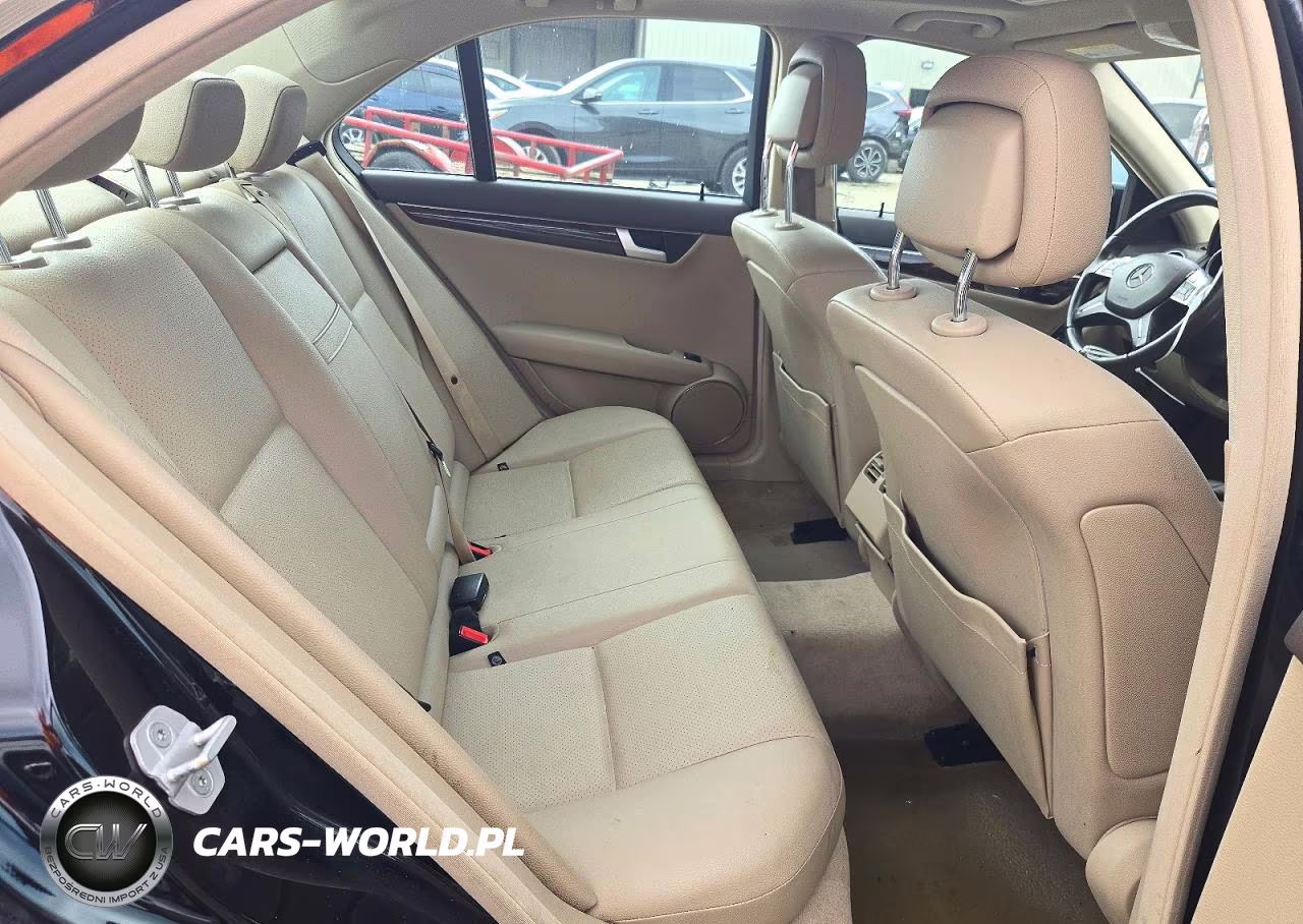 2014 Mercedes-Benz C 300 4Matic VIN:WDDGF8AB2EG175687 - 10