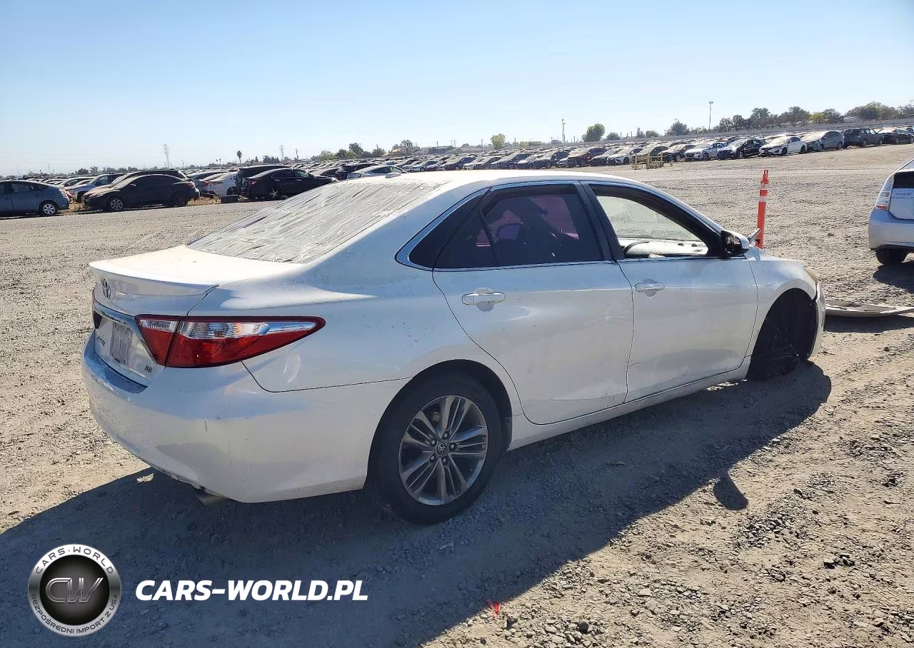 2015 Toyota Camry Se VIN:4T1BF1FK7FU482548 - 3