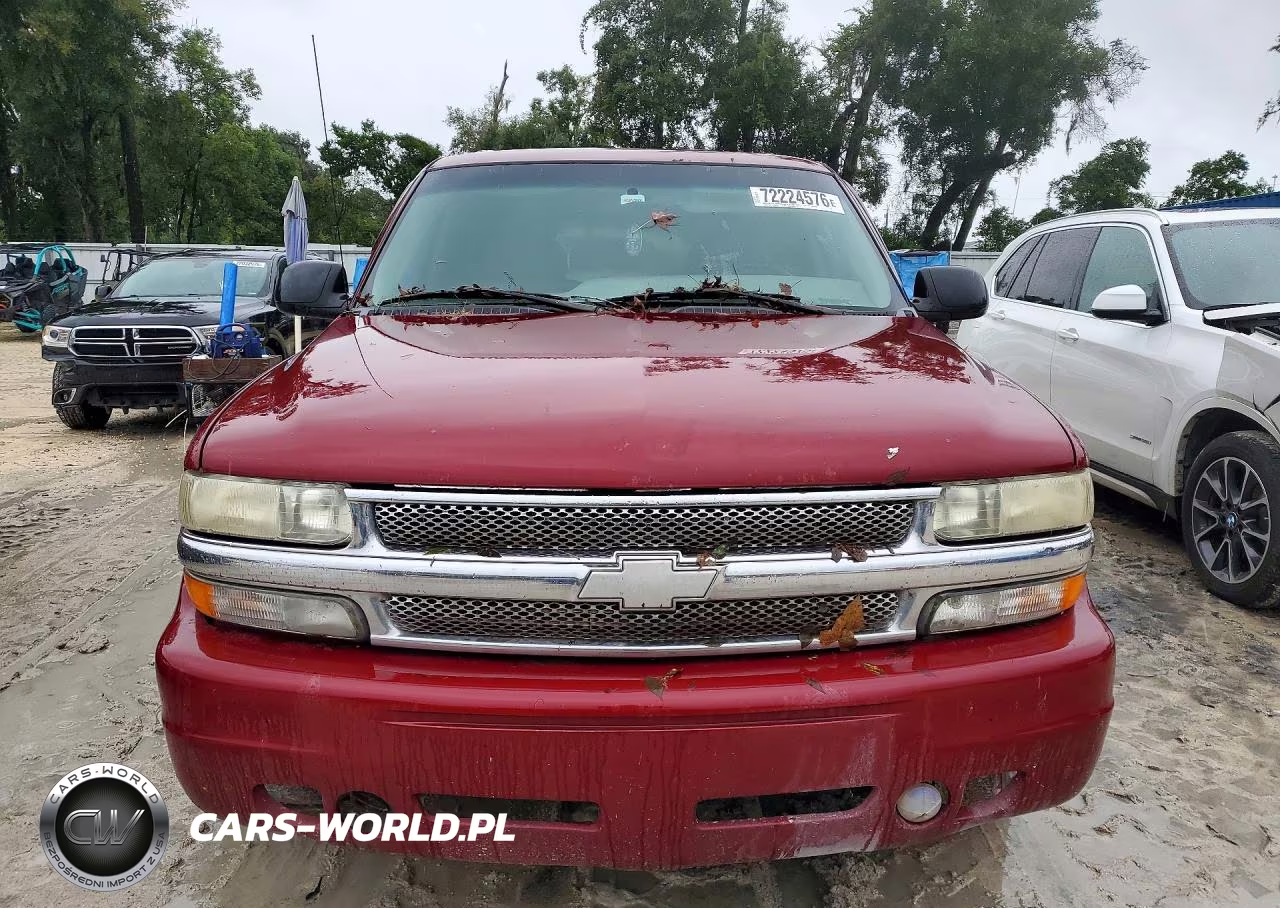 2002 Chevrolet Tahoe C1500 VIN:1GNEC13Z32R186359 - 5
