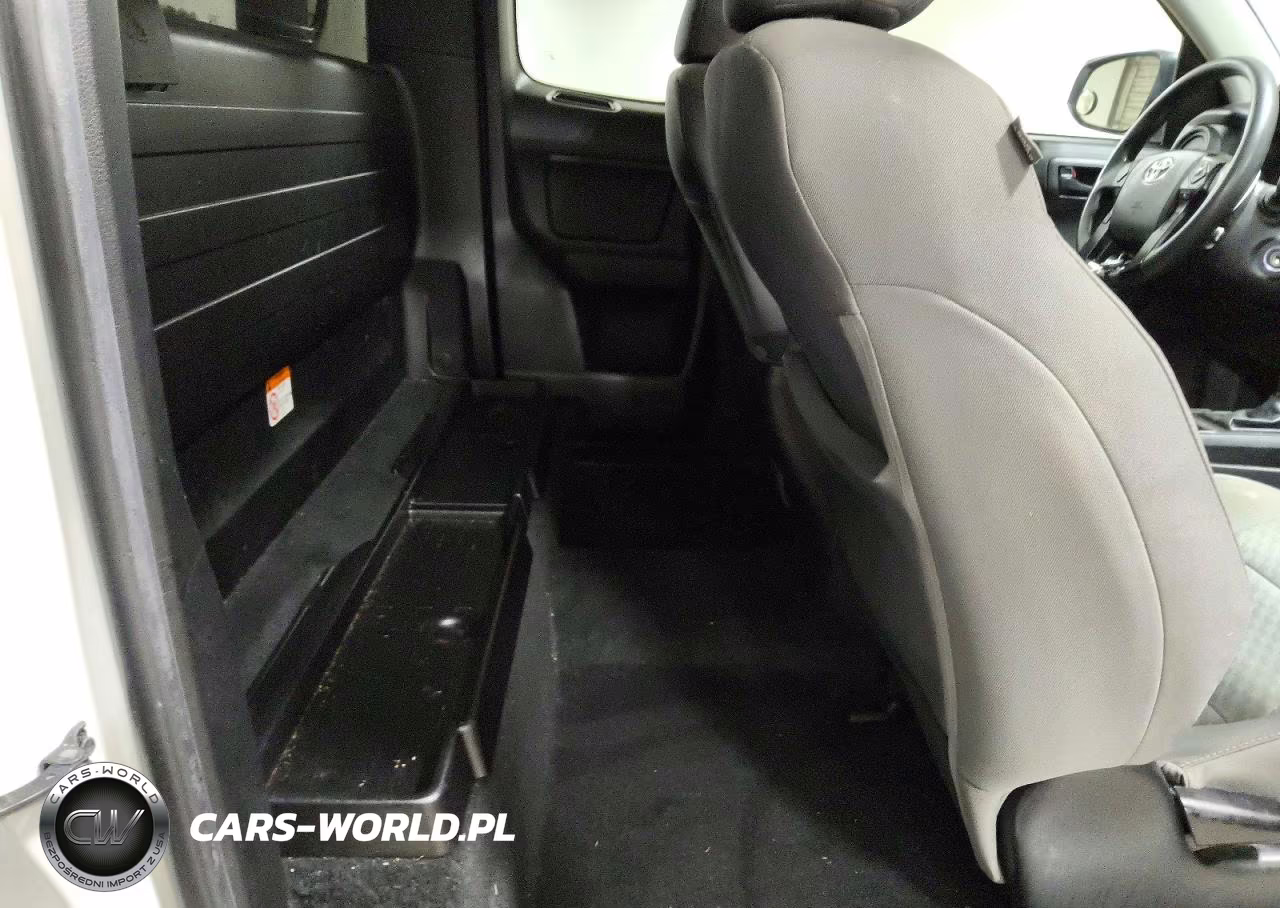 2023 Toyota Tacoma Sr VIN:3TYRX5GN0PT078436 - 10