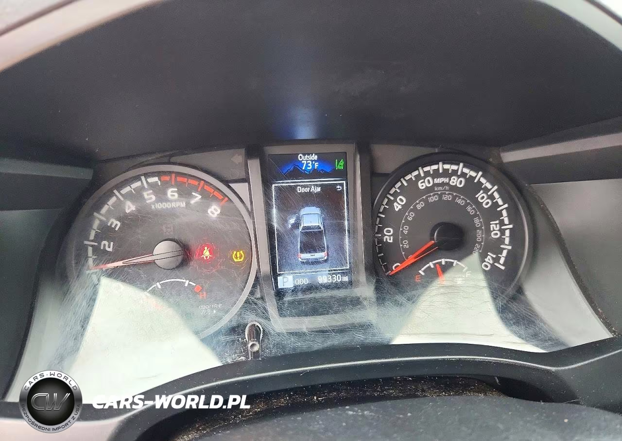 2023 Toyota Tacoma Sr VIN:3TYRX5GN2PT089020 - 9