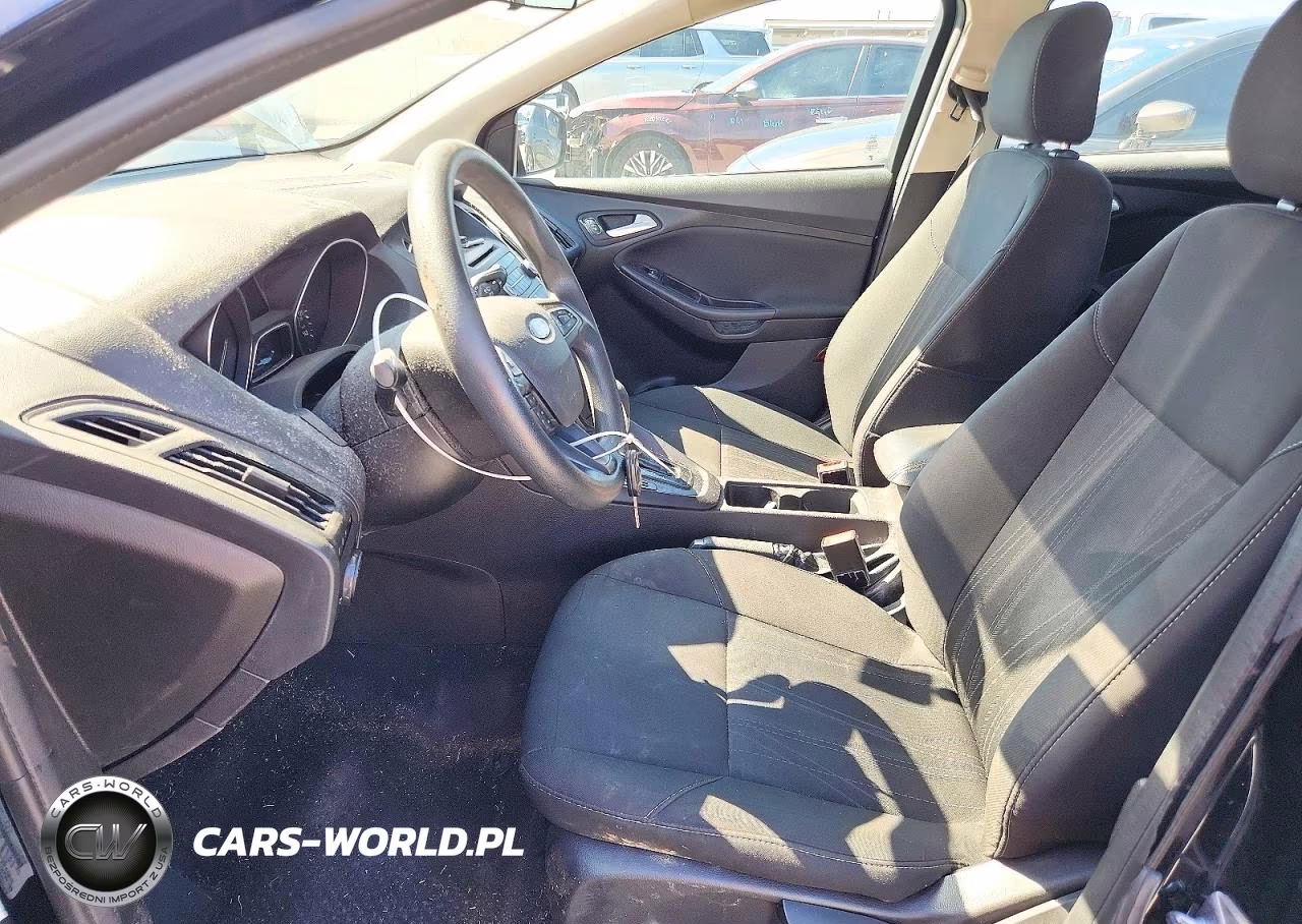 2017 Ford Focus Se VIN:1FADP3K29HL216846 - 7