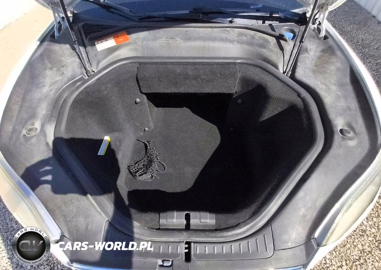 2015 Tesla Model S 85 VIN:5YJSA1H18FFP68876 - 11
