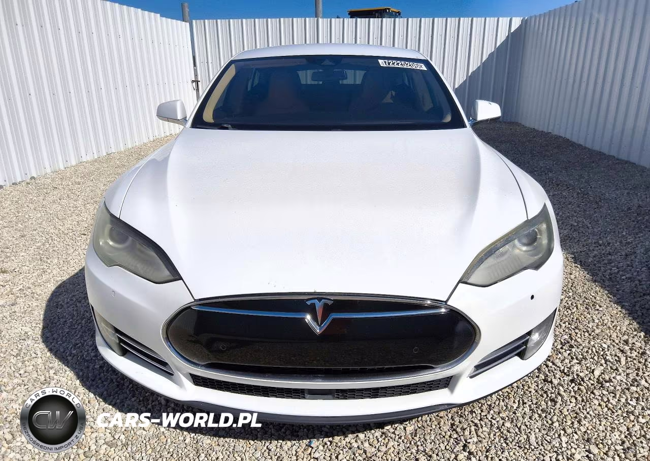 2015 Tesla Model S 85 VIN:5YJSA1H18FFP68876 - 5