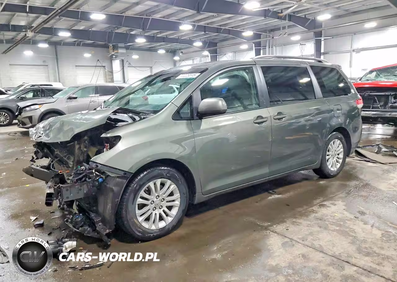 2011 Toyota Sienna Xle