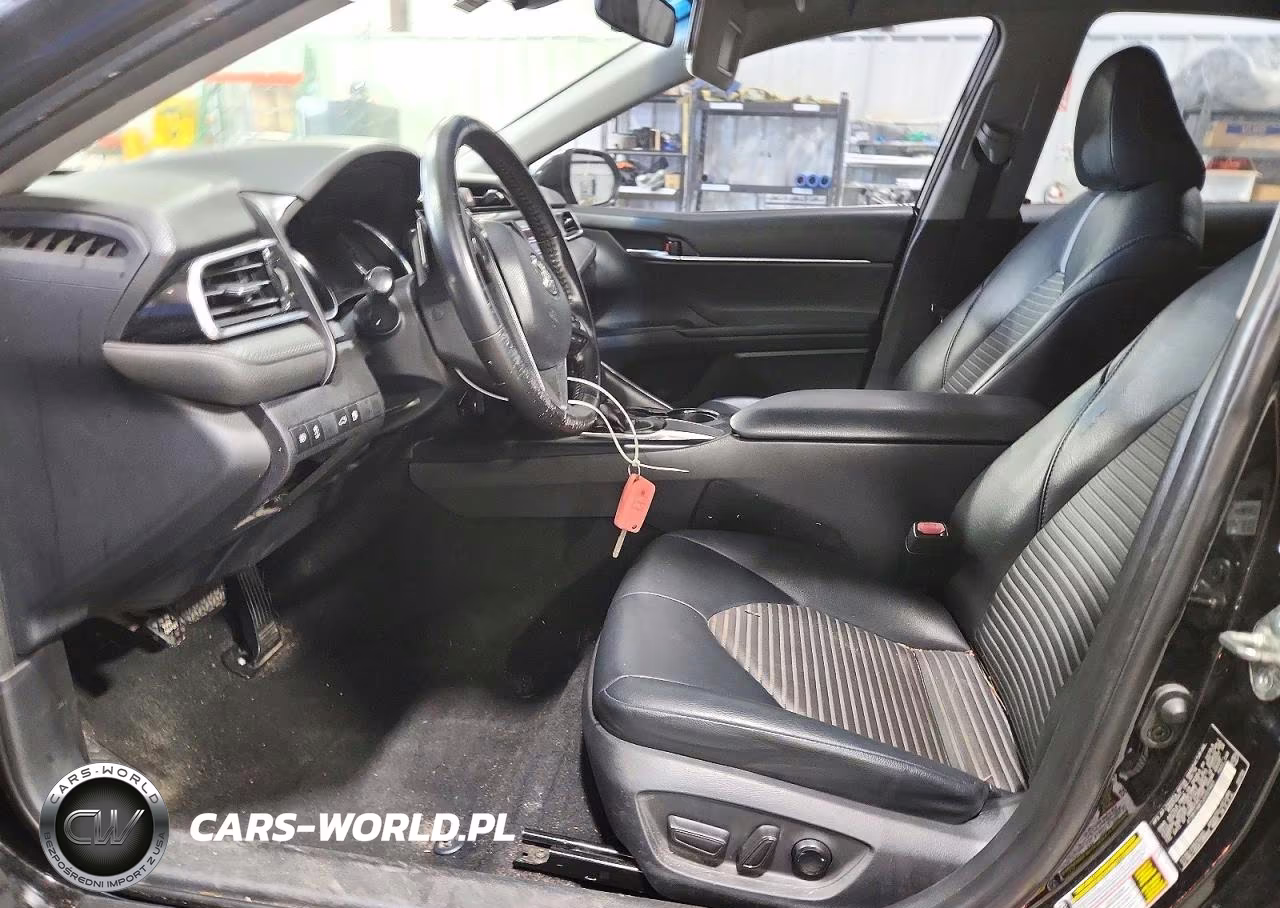 2018 Toyota Camry Se VIN:4T1B11HK1JU157463 - 7