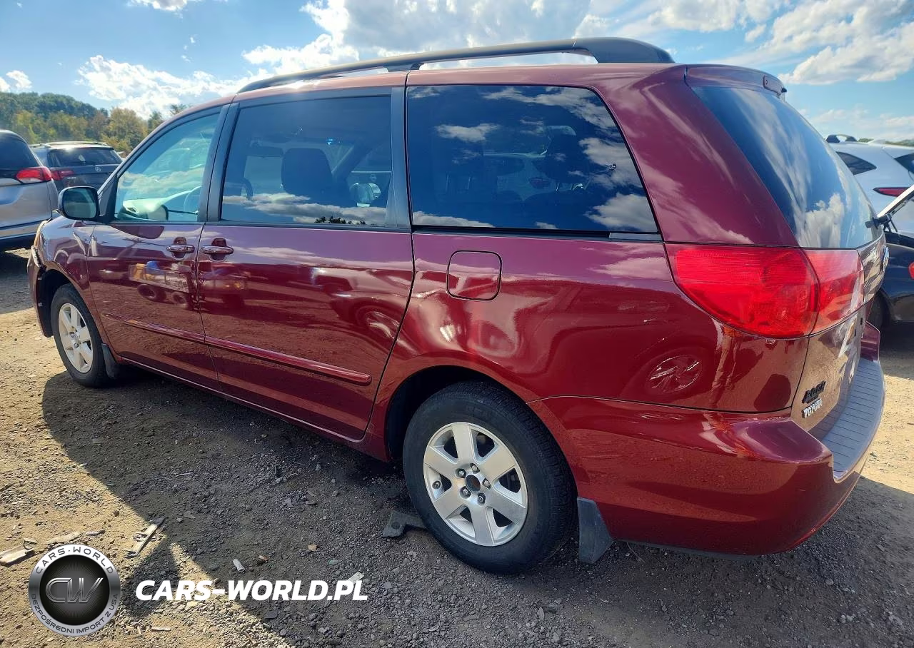 2009 Toyota Sienna Le 7-Passenger VIN:5TDZK23C39S273558 - 2