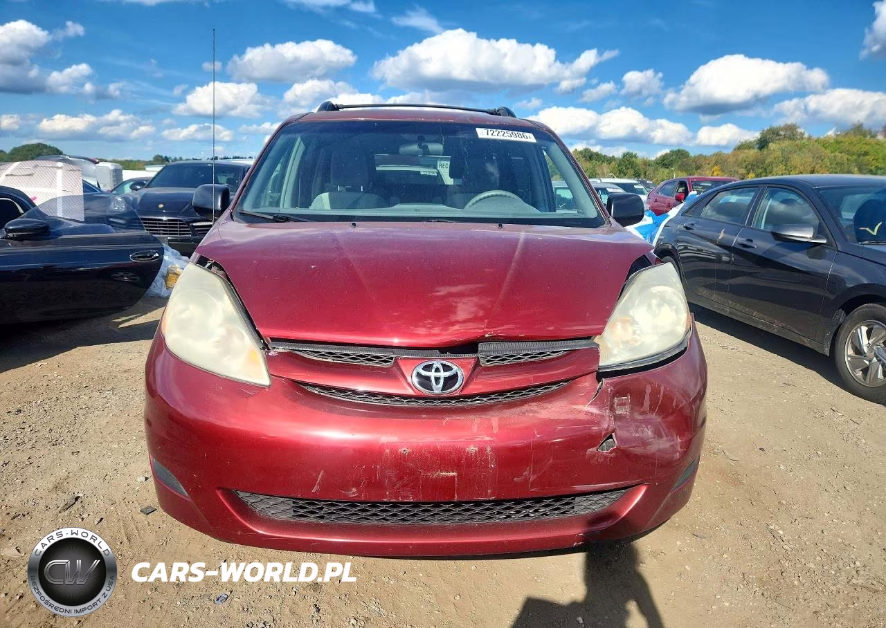 2009 Toyota Sienna Le 7-Passenger VIN:5TDZK23C39S273558 - 5
