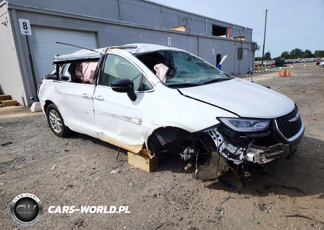 2026 Chrysler Pacifica Select VIN:2C4RC1BG0TR197518 - 4