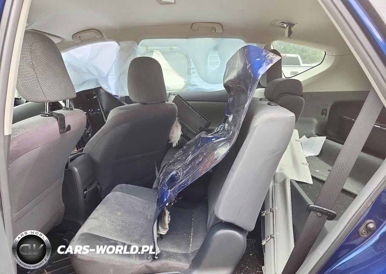 2012 Toyota Prius V Three VIN:JTDZN3EU1C3090137 - 11