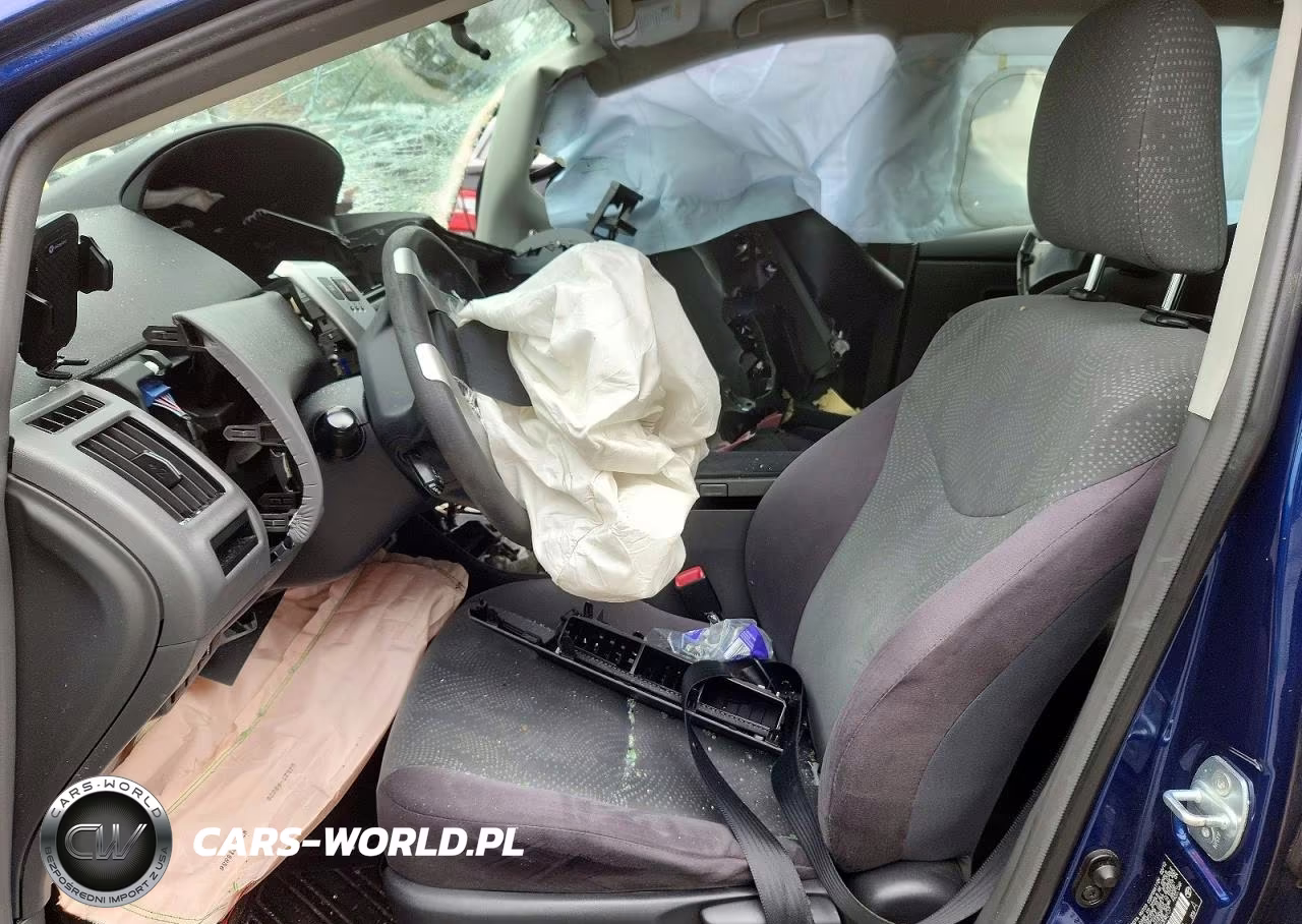 2012 Toyota Prius V Three VIN:JTDZN3EU1C3090137 - 7