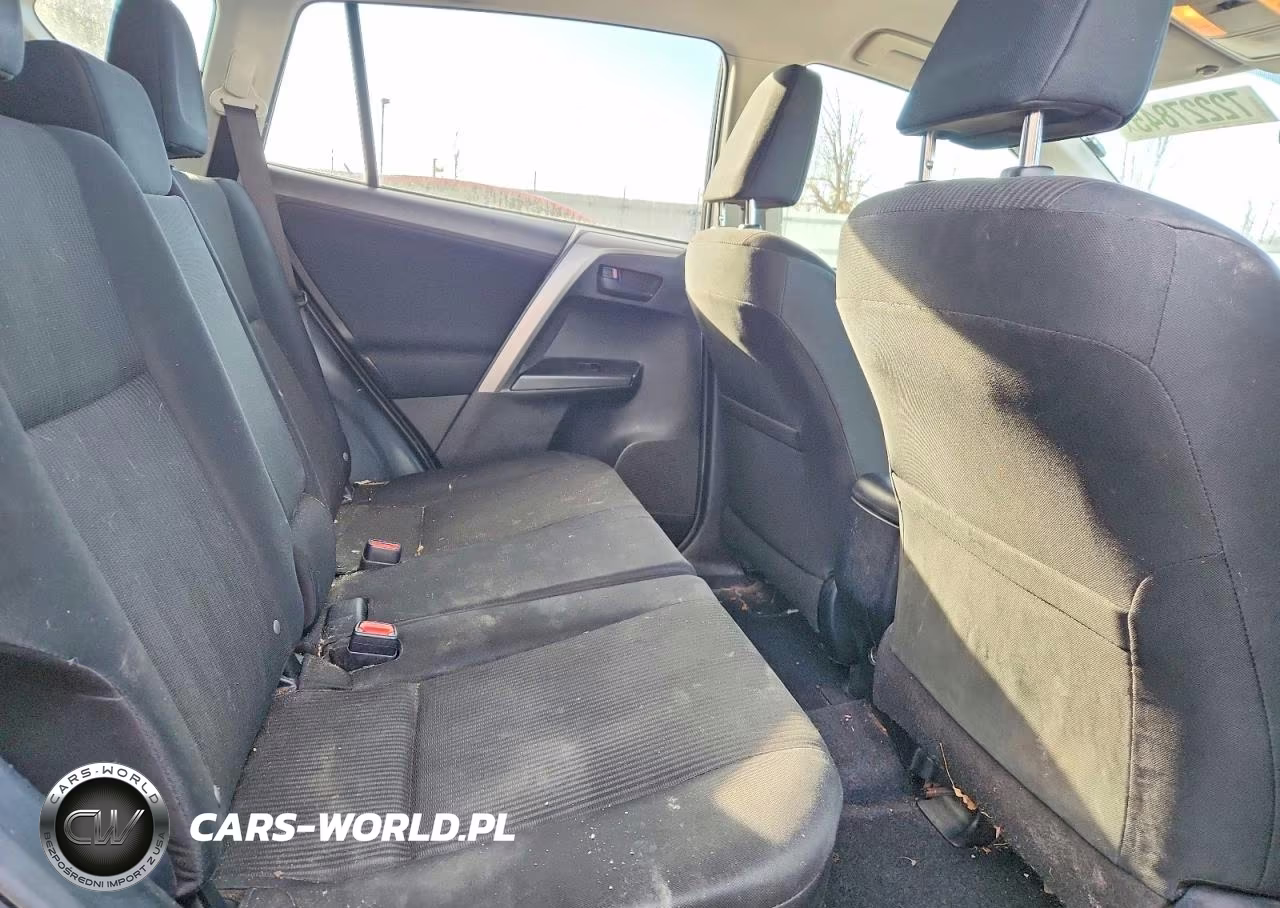 2017 Toyota Rav4 Le VIN:JTMBFREV0HJ158022 - 10