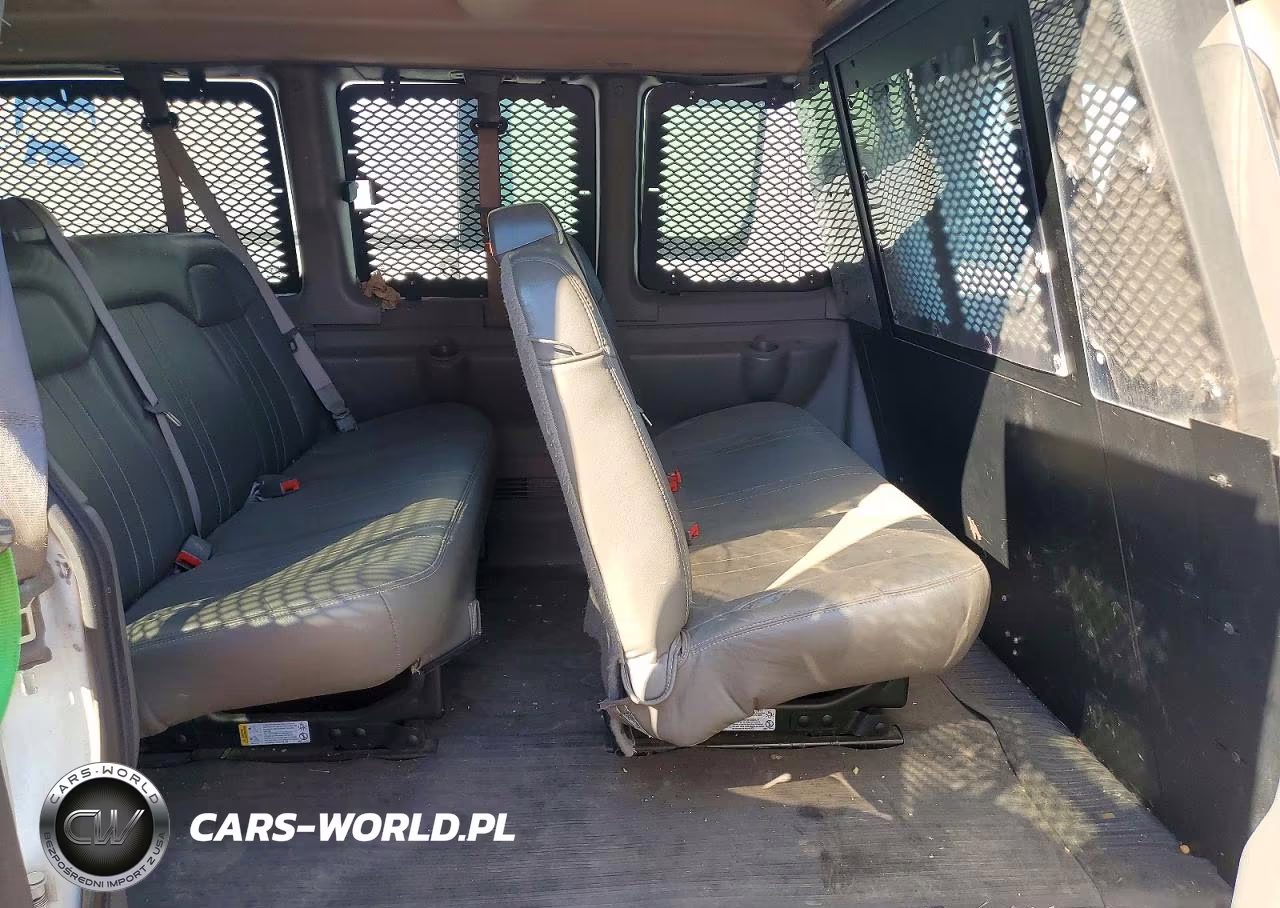 2020 GMC Savana G3500 Ls VIN:1GJZ7NFG2L1159436 - 11