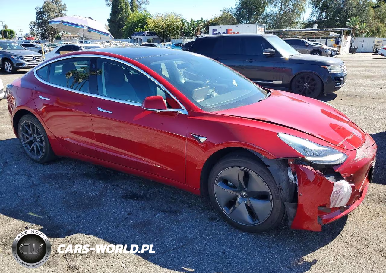 2019 Tesla Model 3 VIN:5YJ3E1EA6KF308638 - 4