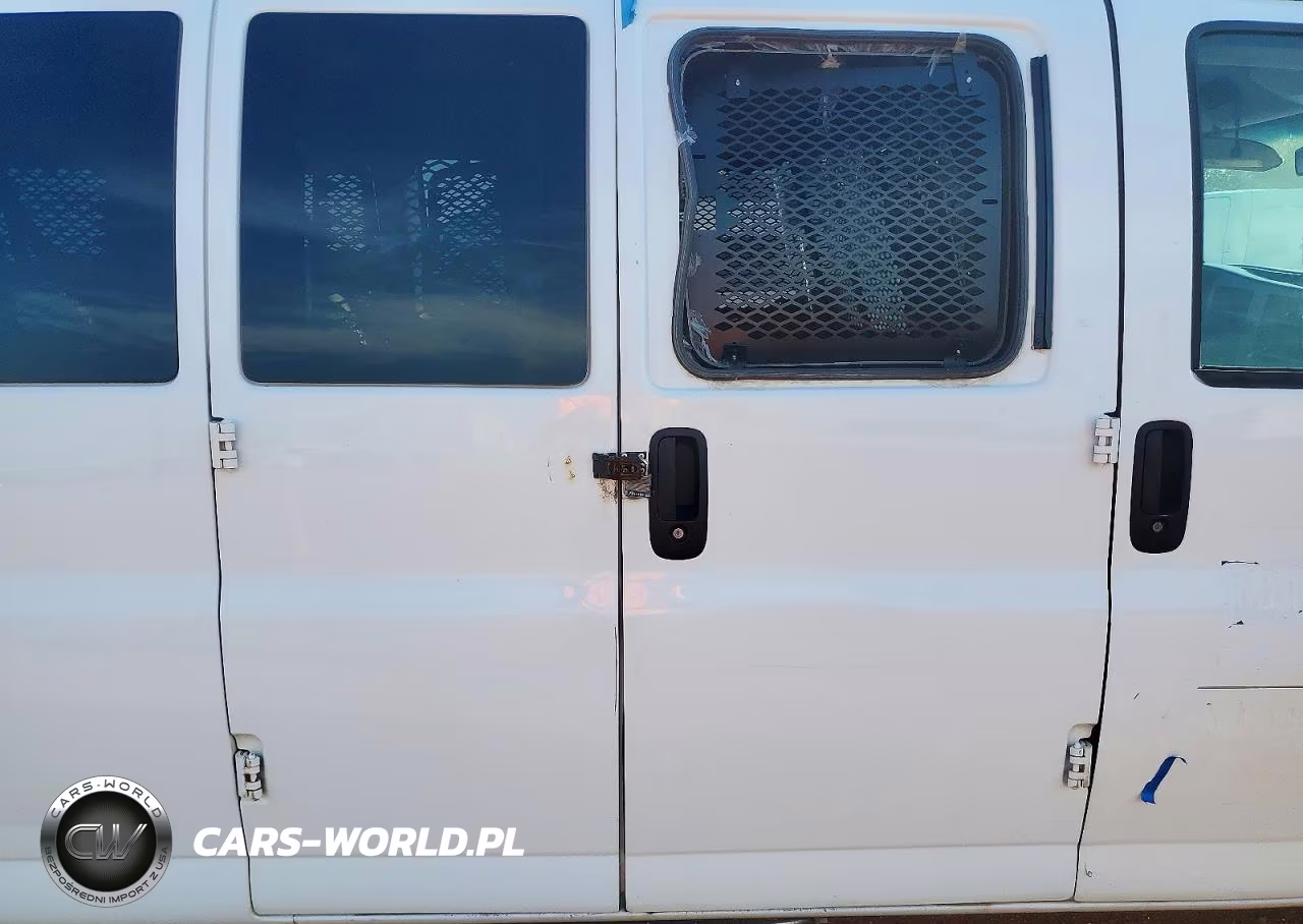 2020 GMC Savana G3500 Ls VIN:1GJZ7NFB9L1213660 - 11