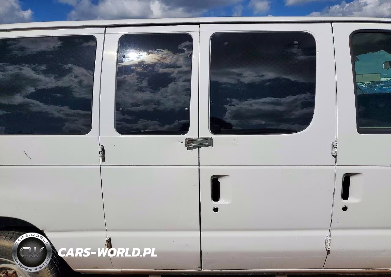 2009 Ford Econoline E350 Super Duty Wagon VIN:1FBNE31L69DA38781 - 11
