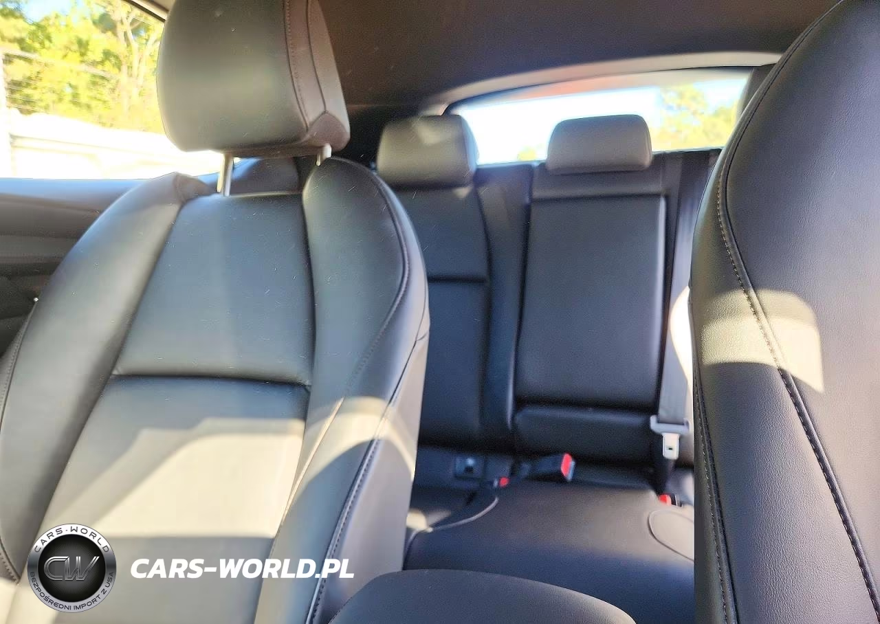 2026 Mazda 3 Select Sport VIN:JM1BPAKL6T1861098 - 10