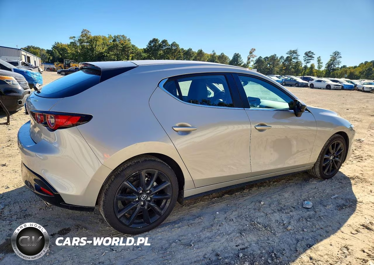2026 Mazda 3 Select Sport VIN:JM1BPAKL6T1861098 - 3