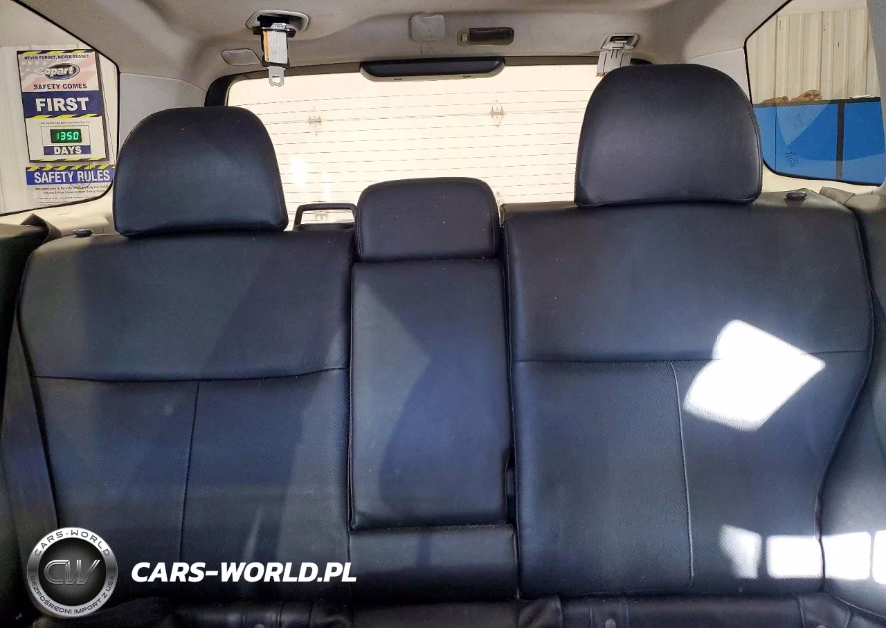 2011 Subaru Forester Touring VIN:JF2SHGGC9BH745281 - 10