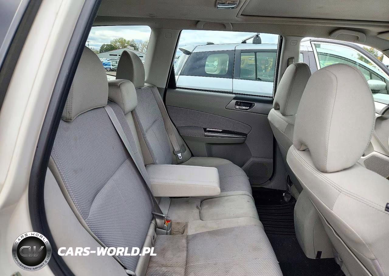 2012 Subaru Forester 2.5X Premium VIN:JF2SHADC2CH466029 - 10