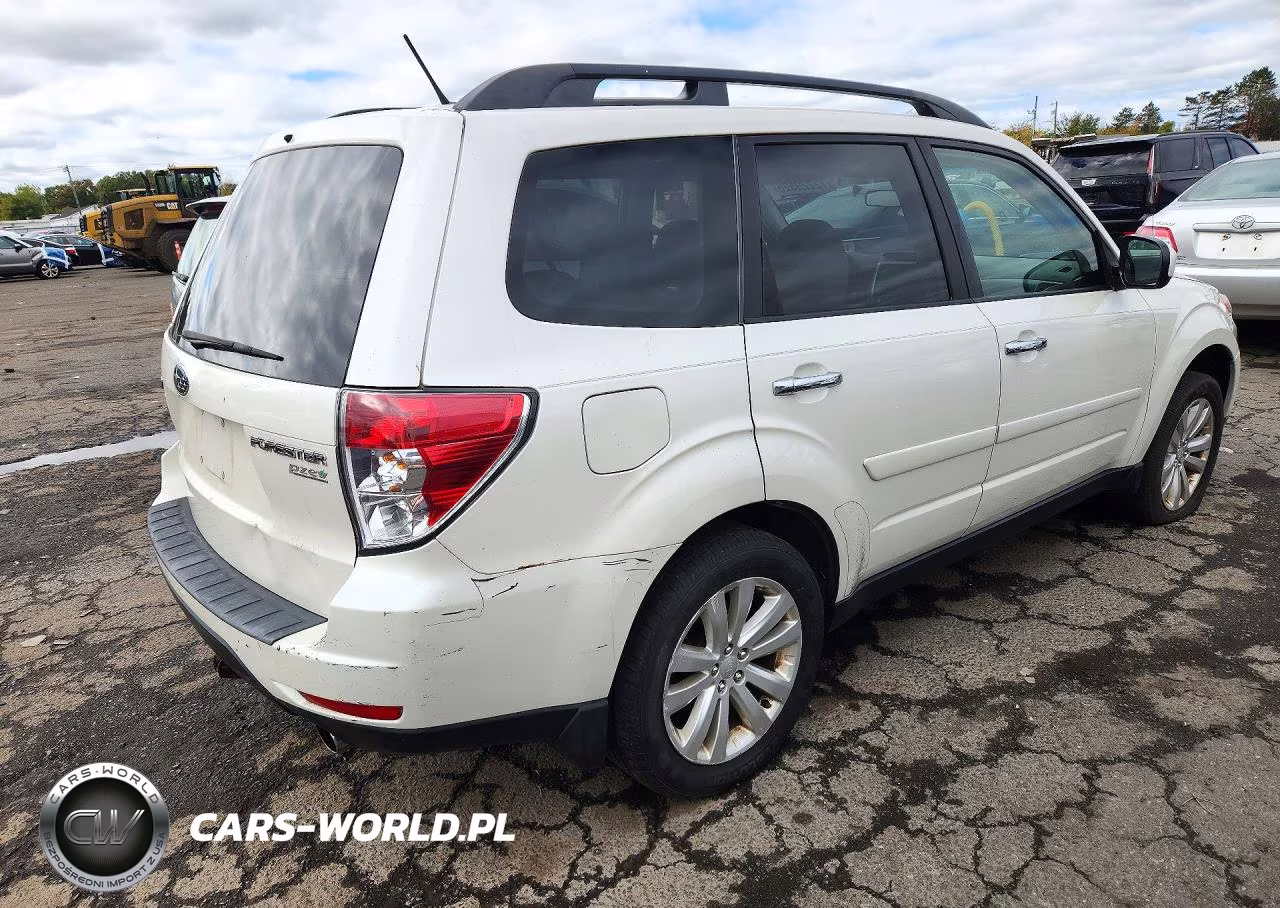 2012 Subaru Forester 2.5X Premium VIN:JF2SHADC2CH466029 - 3