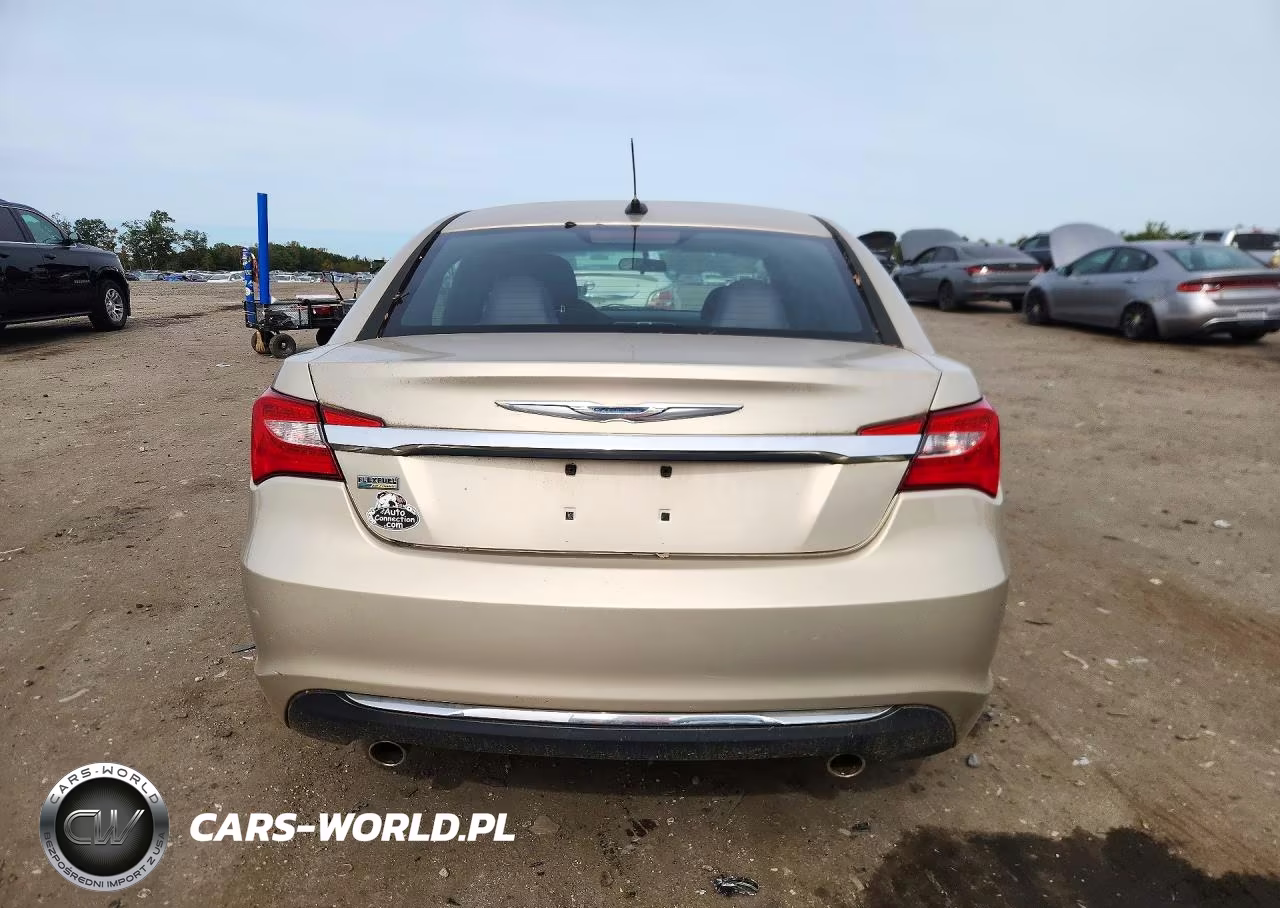 2014 Chrysler 200 Touring VIN:1C3CCBBGXEN114273 - 6