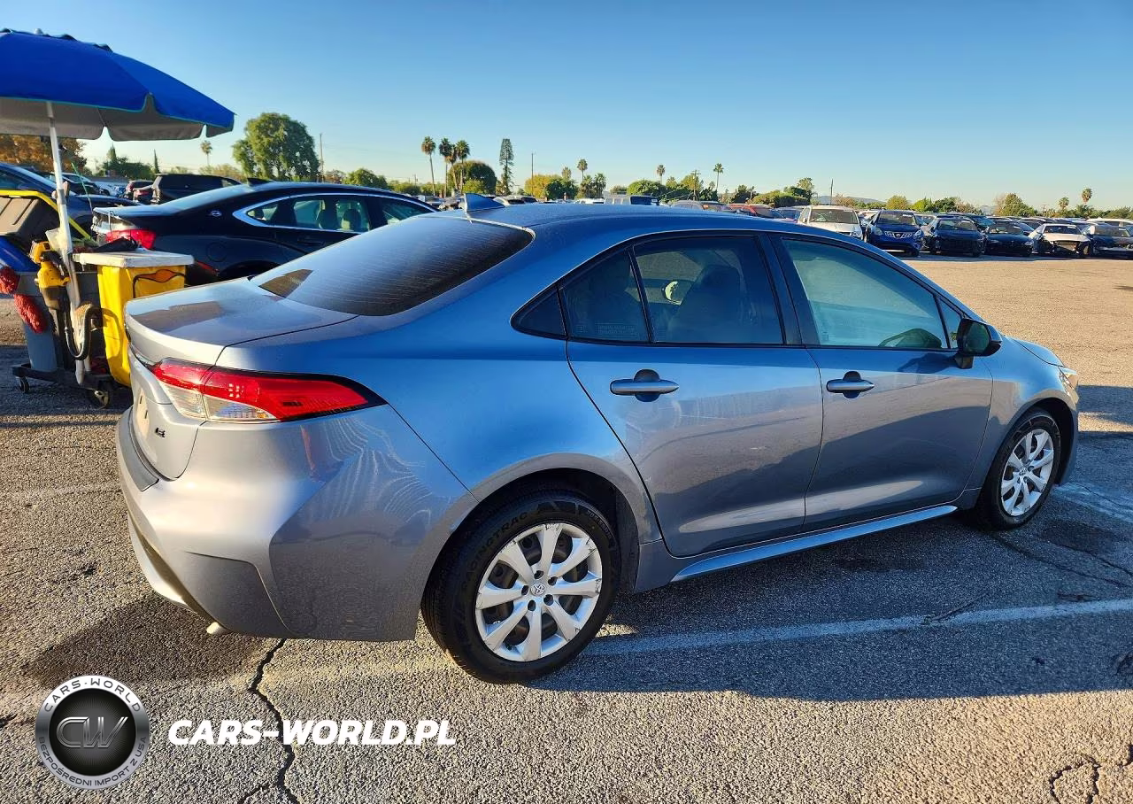2022 Toyota Corolla Le VIN:JTDEPMAE7N3033683 - 3