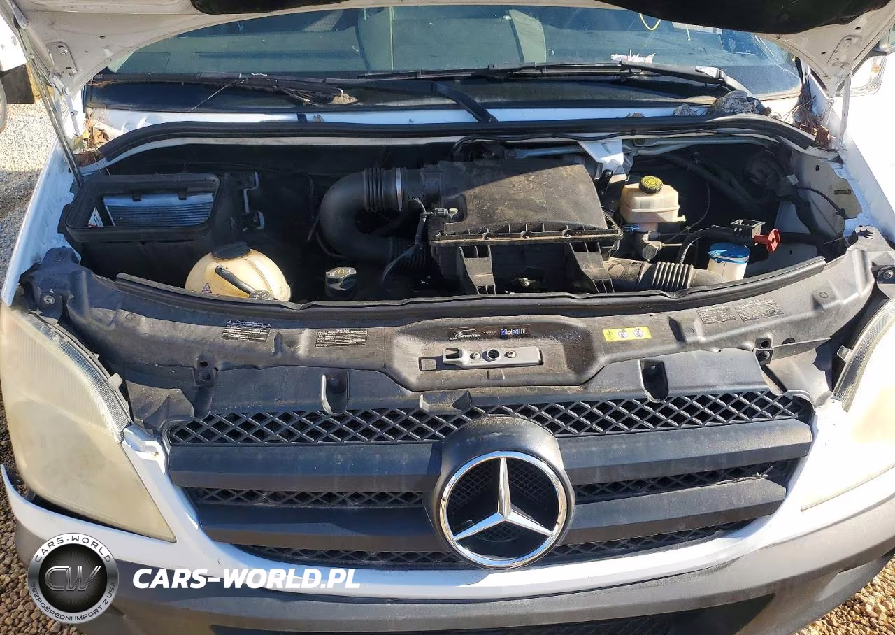 2012 Mercedes-Benz Sprinter 2500 Delivery Van VIN:WD3PE7CC8C5610471 - 12