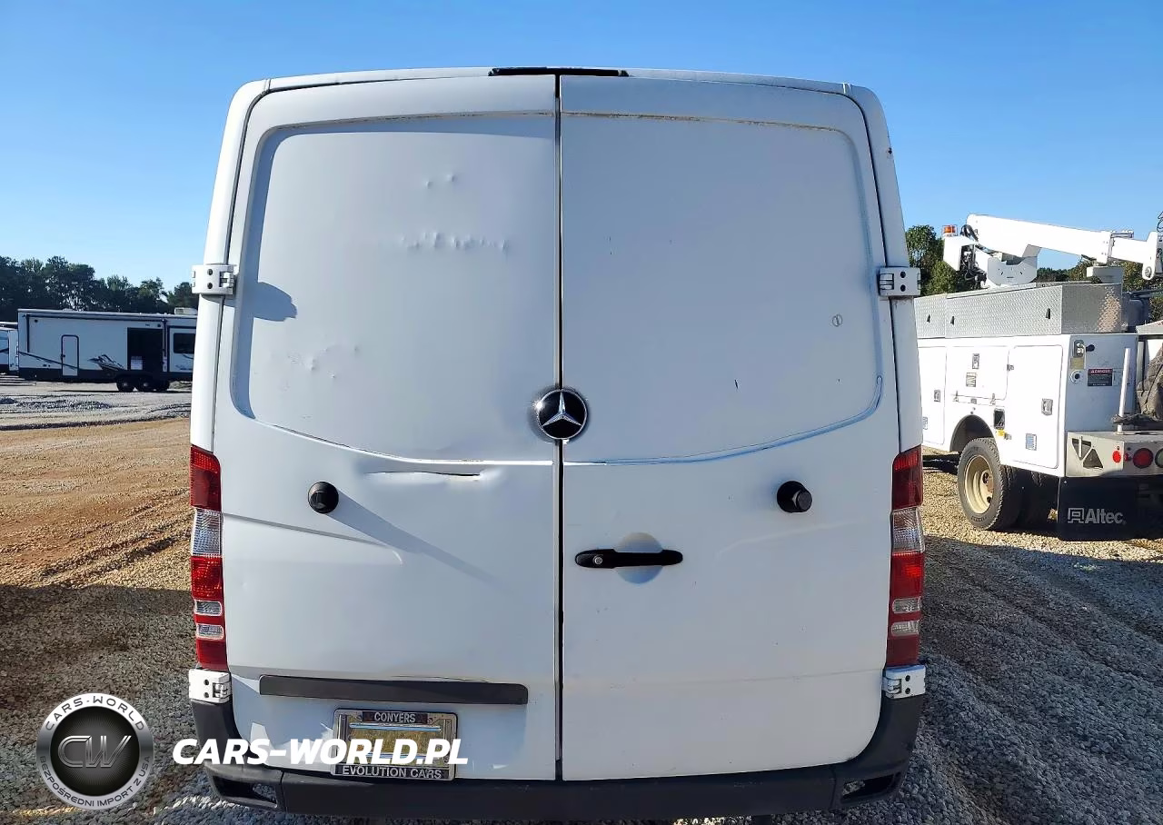 2012 Mercedes-Benz Sprinter 2500 Delivery Van VIN:WD3PE7CC8C5610471 - 6
