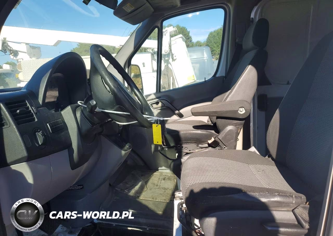 2012 Mercedes-Benz Sprinter 2500 Delivery Van VIN:WD3PE7CC8C5610471 - 7