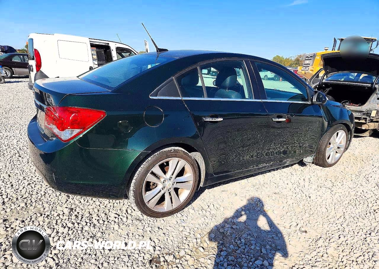 2014 Chevrolet Cruze Ltz VIN:1G1PG5SB2E7377930 - 3