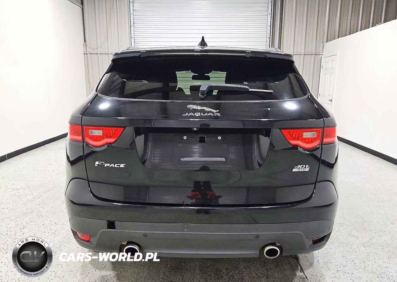 2018 Jaguar F-Pace R - Sport VIN:SADCL2GX6JA329434 - 6